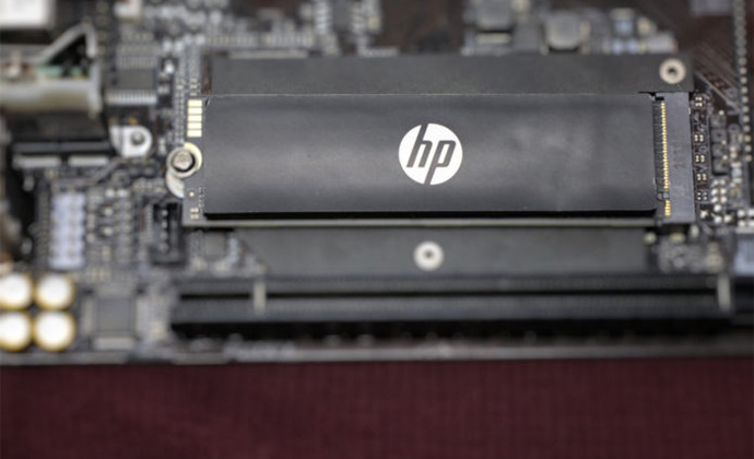 HP FX900 Pro 2TB PCIe Gen4 NVMe SSD FX900 Pro 2TB